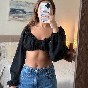 Stylish Black Crop Top with Puff Sleeves
